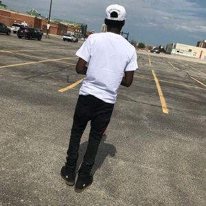 Meet your Posher, Jean